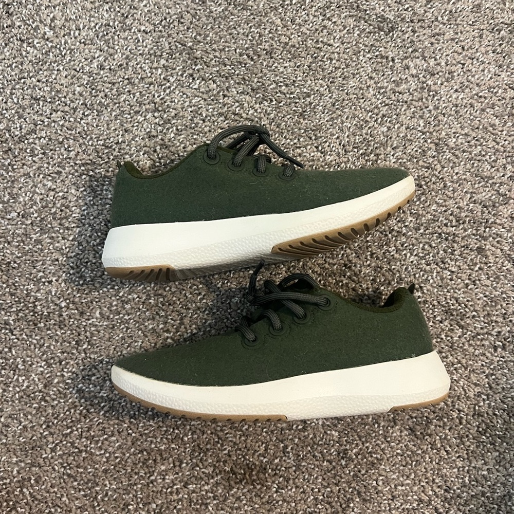 Allbirds women’s size 8 wool runners